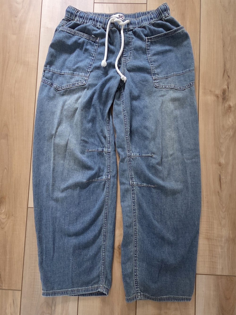 SO Baggy Drawstring Barrel Jeans